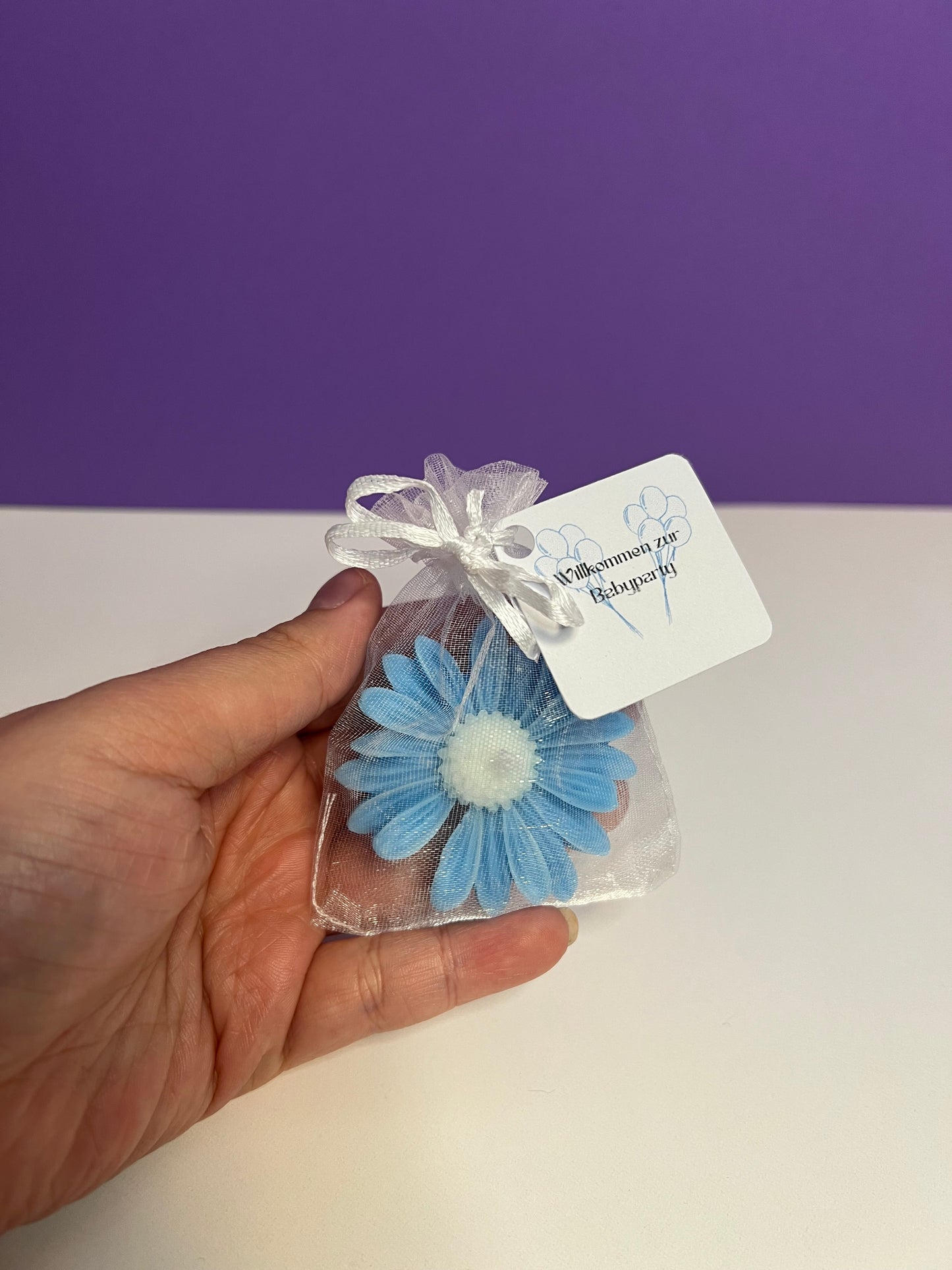 Baby Shower Blumen-Kerze in der Farbe blau
